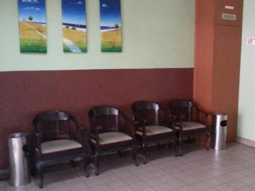 Laila Inn Kuching Zewnętrze zdjęcie