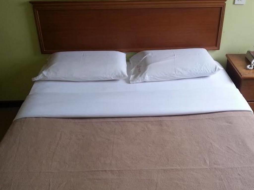 Laila Inn Kuching Zewnętrze zdjęcie